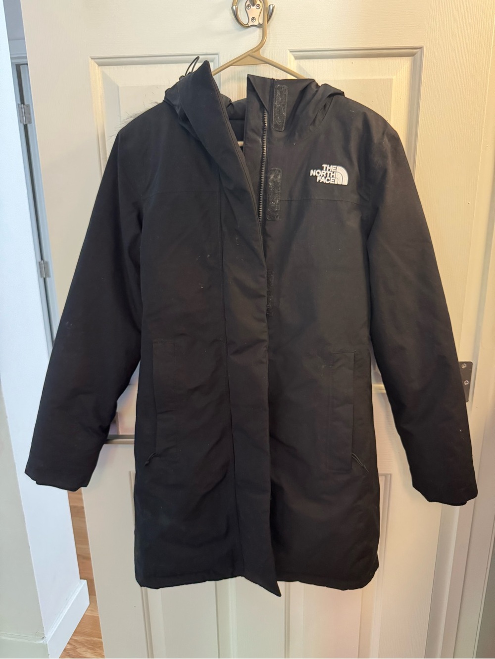 The North Face Women’s black arctic parka XS